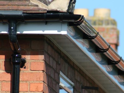 Guttering Services (15) Guttering Services (15)